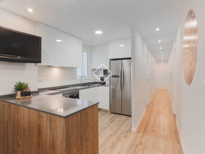 Foto 600f0f5a-76b0-4709-852b-f9e16e5134fa. Pis amb calefacció a El Cabanyal-El Canyamelar Valencia