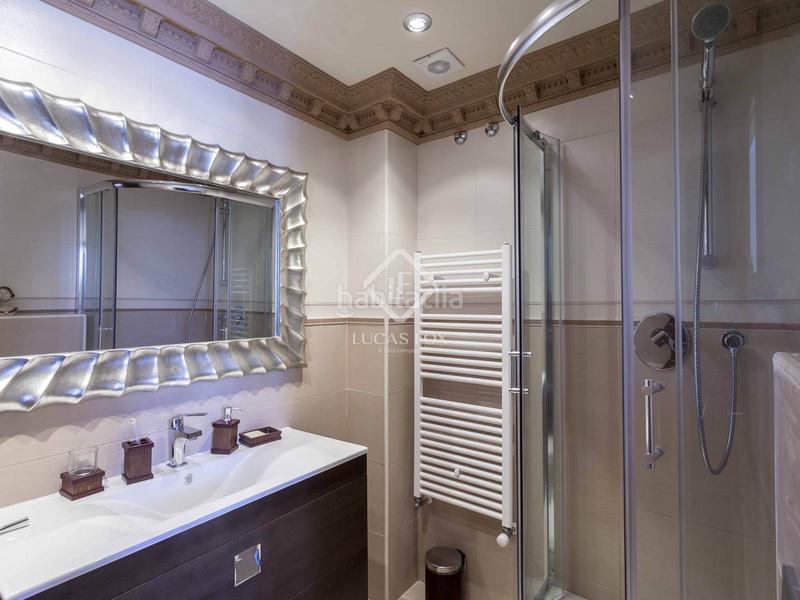 Foto f390a466-e89c-41a8-b44c-30a80b8d5e72. Rent flat with heating in Russafa Valencia