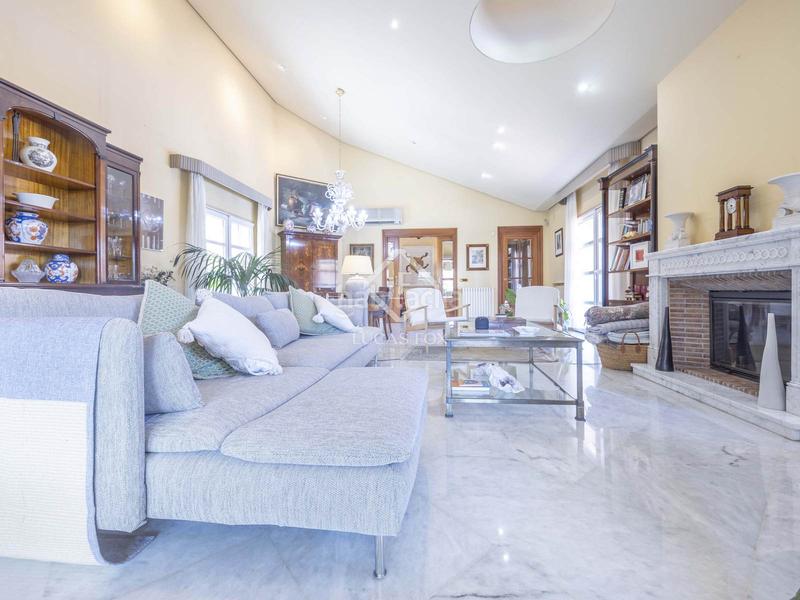 Foto 053a1ddc-51a3-4939-92e9-5d597d26d5a9. Xalet amb calefacció aparcament a Casas Verdes - Ermita Godella