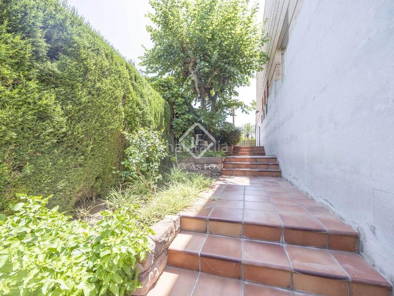 Foto 9b21761b-971f-49a0-9178-79ee9cfdc8d3. Xalet amb calefacció aparcament a Casas Verdes - Ermita Godella