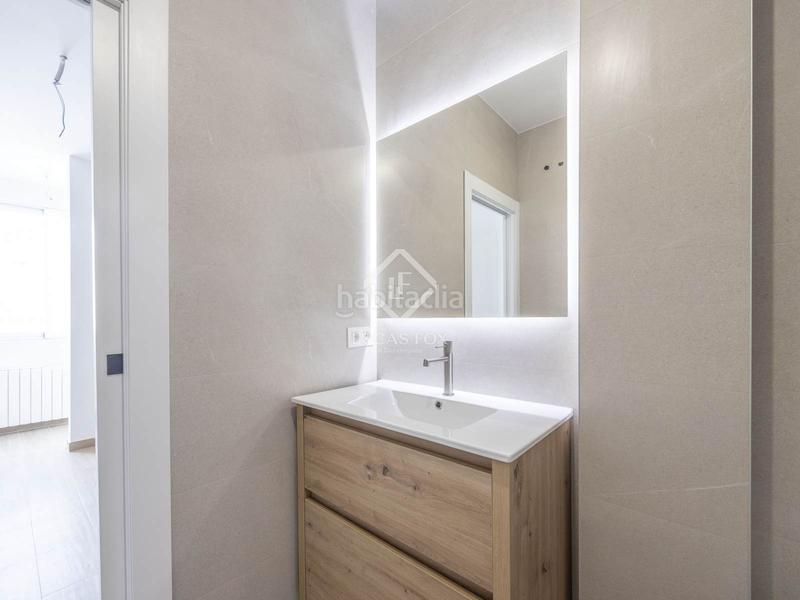 Foto 16e490f3-d111-4868-99ee-c86204cc8366. Appartement avec chauffage dans Gran Via Valencia
