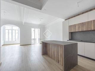 Appartement à Gran Via. Piso de 3 dormitorios en venta en gran vía, valencia