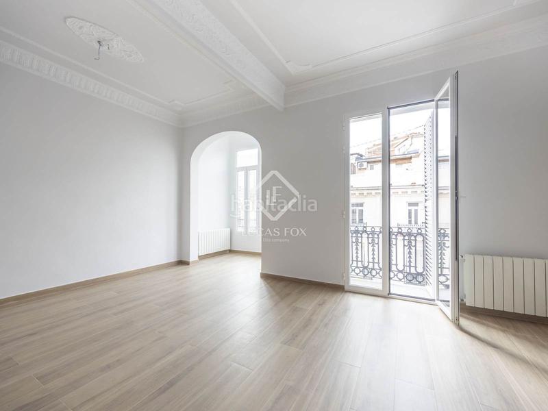Foto 9339afd4-2a78-4da9-b5e3-f8ef41ec198f. Appartement avec chauffage dans Gran Via Valencia