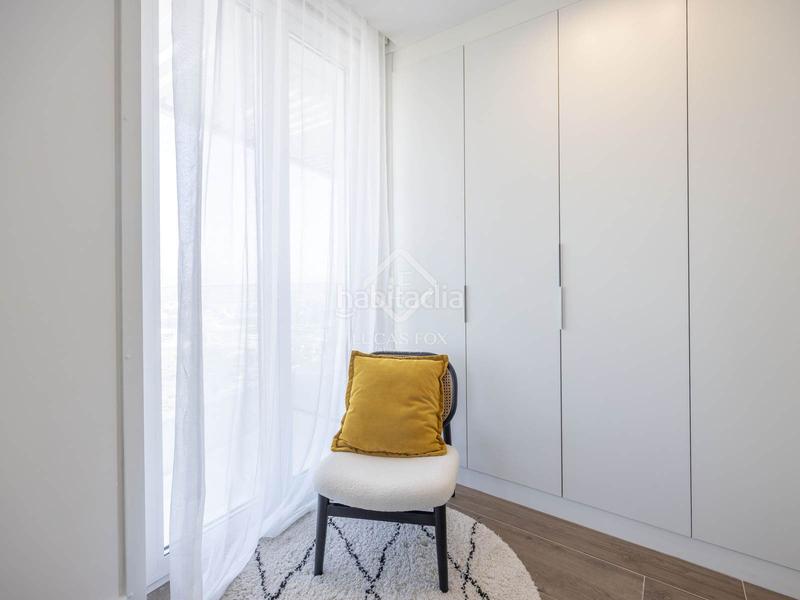 Foto 01e2eec0-92f3-492c-bd4a-b86d1607d21c. Penthouse with heating parking pool in Sant Pau Valencia