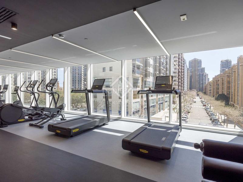 Foto 1cafe1e1-ab81-4043-a432-ffc001437340. Penthouse with heating parking pool in Sant Pau Valencia