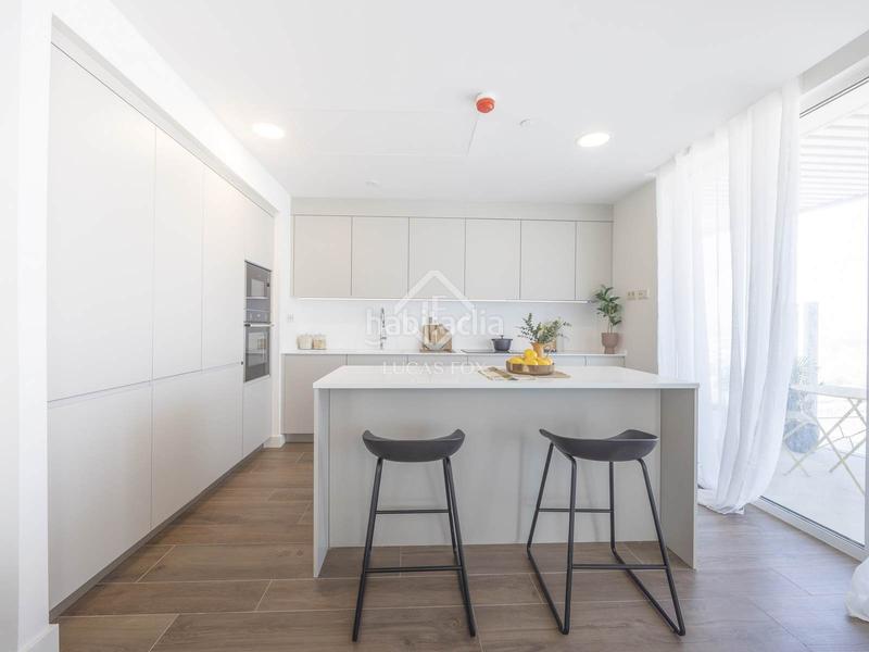 Foto 7dce9500-0e89-4d31-8a8d-b3bdf904edc0. Penthouse with heating parking pool in Sant Pau Valencia