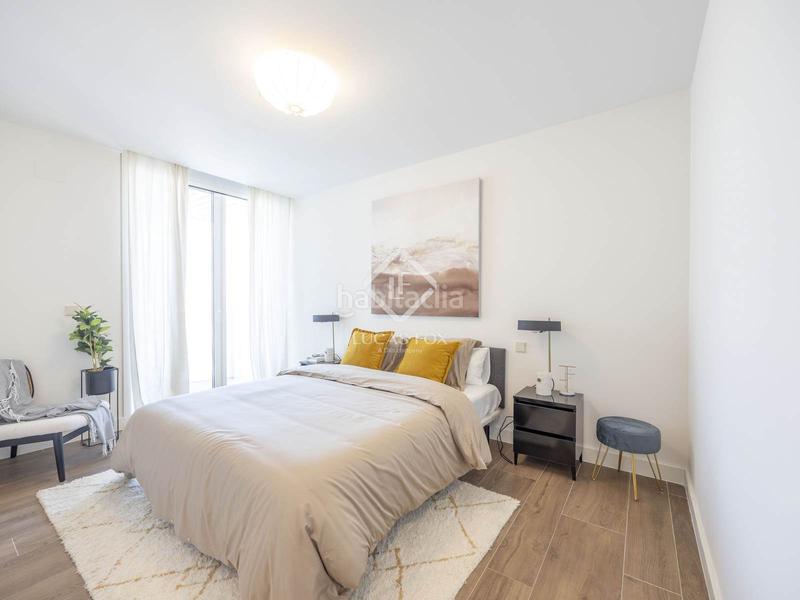 Foto 8a6a163e-90e6-4e8f-b4b9-d4f371f05db4. Penthouse with heating parking pool in Sant Pau Valencia