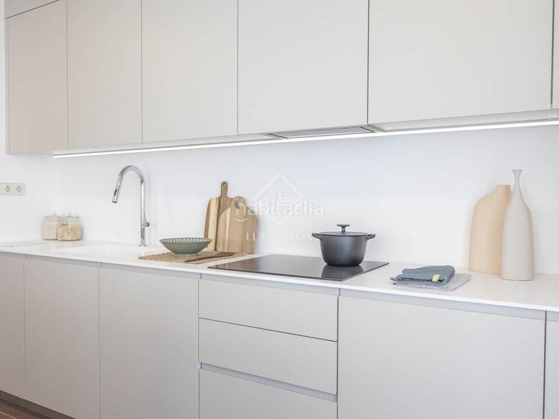 Foto 974bbe8f-fdb4-4eec-ab15-af4c43ae25a3. Penthouse with heating parking pool in Sant Pau Valencia