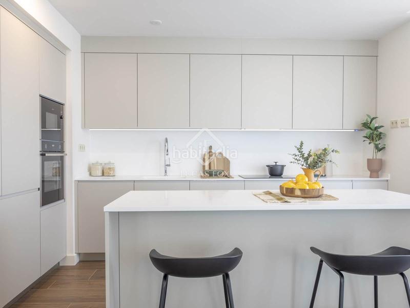 Foto a52cd545-3b67-4669-b999-3df7ae67b148. Penthouse with heating parking pool in Sant Pau Valencia