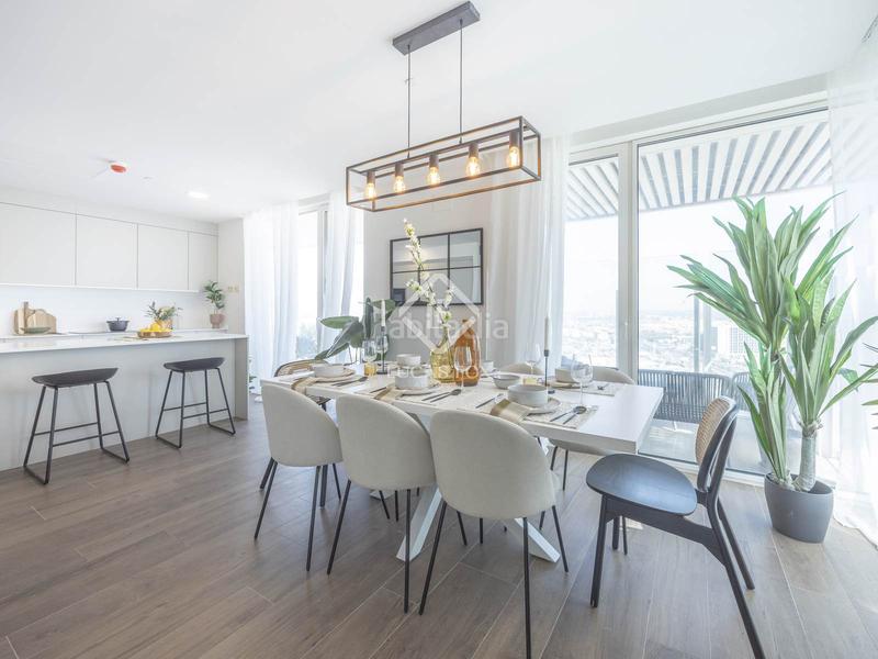 Foto cc670c24-6548-4f0c-aa65-3ca4c819fac9. Penthouse with heating parking pool in Sant Pau Valencia