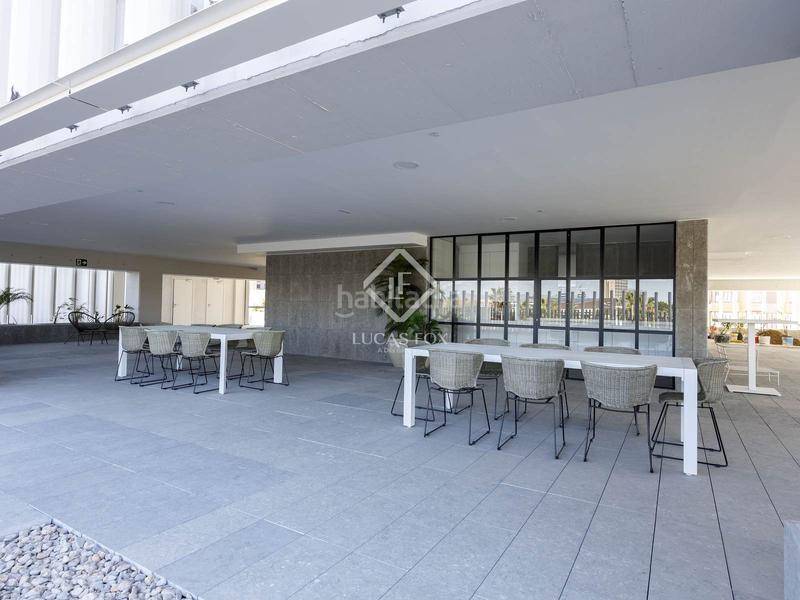 Foto f5fa28b0-c282-4bbb-924f-26f84d69c0a1. Penthouse with heating parking pool in Sant Pau Valencia