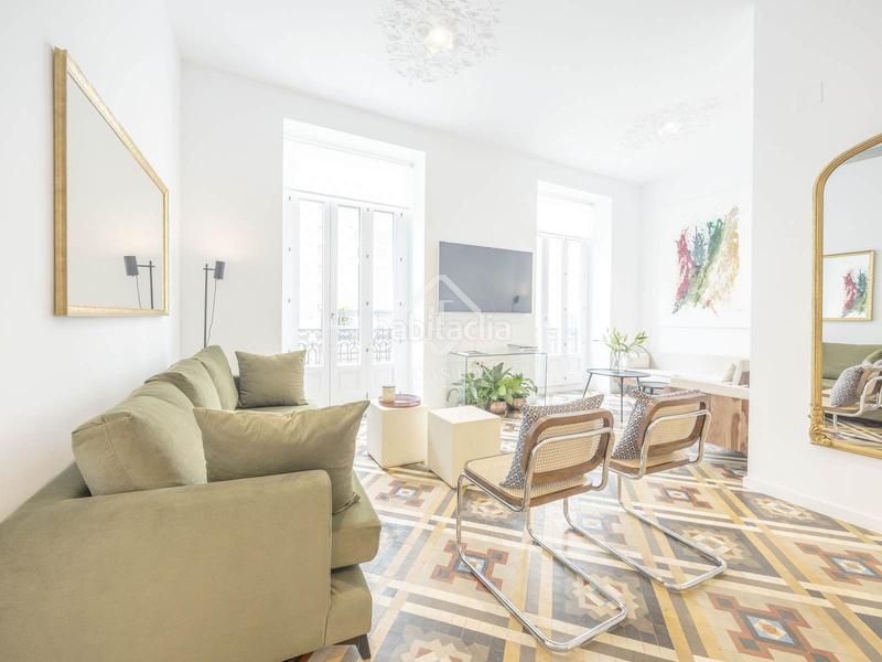 Foto 686abcca-50af-4620-a884-2816144847ad. Alquiler piso excelente piso modernista completamente amueblado con un diseño contemporáneo, acabados de alta calidad, 3 dormitorios dobles, 3 b en Valencia