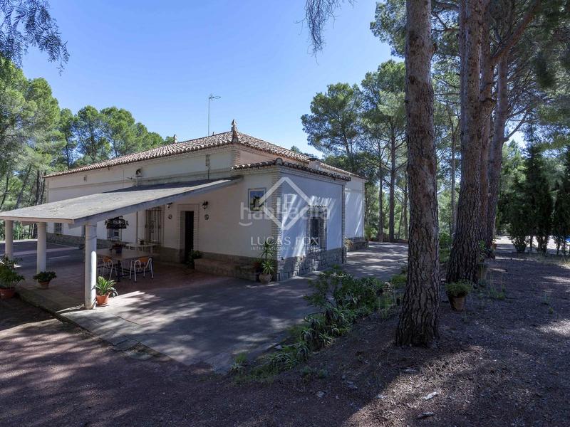 Foto 2c366c0a-d7d2-4ba1-a65e-626569575fd4. Chalet parcela con casa en venta , valencia en Casco Urbano Náquera