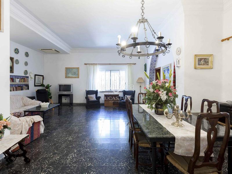 Foto d30b9295-c3bf-4abf-b6e0-6963f5a39e48. Chalet parcela con casa en venta , valencia en Casco Urbano Náquera