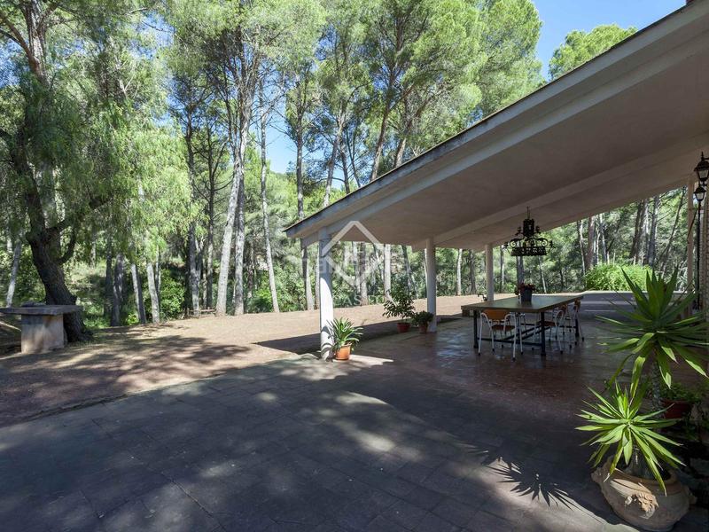 Foto e53cf844-3735-443a-9571-2fe5daa7a11f. Chalet parcela con casa en venta , valencia en Casco Urbano Náquera