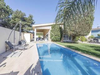 Xalet a Torre en Conill-Cumbres de San Antonio. Casa  villa en excelentes condiciones de 6 dormitorios en venta