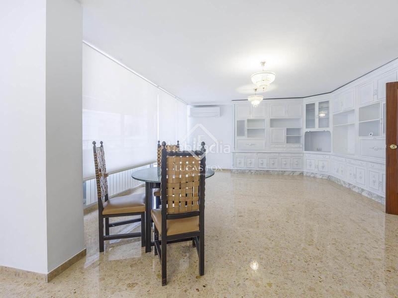 Foto ac4170ba-fb86-4401-88ce-d96f5016b4c1. Location appartement avec chauffage parking dans Sant Francesc Valencia