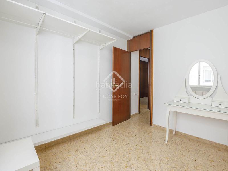 Foto 05f288e9-8374-4080-abd1-0cec3fe0c642. Miete etagenwohnung mit heizung parking in Sant Francesc Valencia