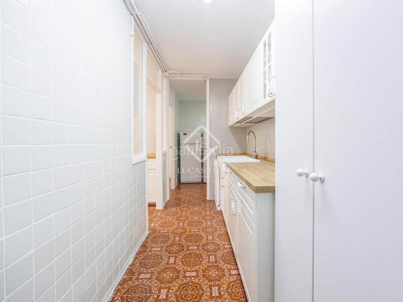 Foto c702be31-9bbe-4521-882d-9029bb043616. Miete etagenwohnung mit heizung parking in Sant Francesc Valencia
