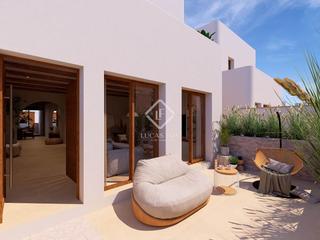 Chalet in Playa del Puig. Casa  villa en excelentes condiciones de 4 dormitorios con 68m t