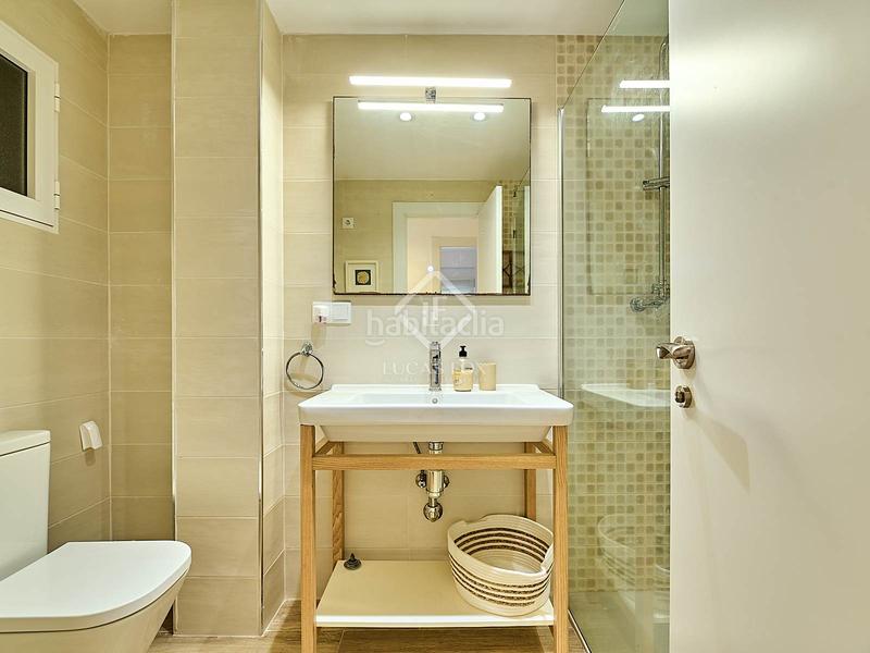 Foto c15d4d93-7a58-47c3-ac59-0806effb64c8. Etagenwohnung mit heizung parking in Mareny Blau Sueca