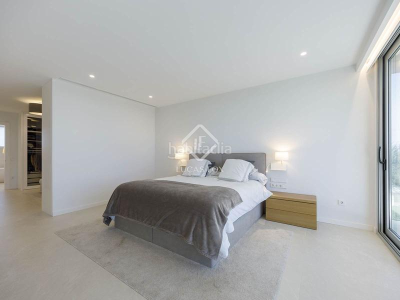 Foto 432d62da-a14b-44cb-866f-4c71070c9e8c. Chalet  en excelentes condiciones de 5 dormitorios en primera línea de la playa de almardá. en Sagunt