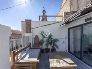 Location Attique à Centro-El Castillo. Fabuloso ático dúplex amueblado en alquiler en la seu de valenci