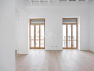Appartement à Russafa. Piso en excelentes condiciones de 2 dormitorios en venta en ruza