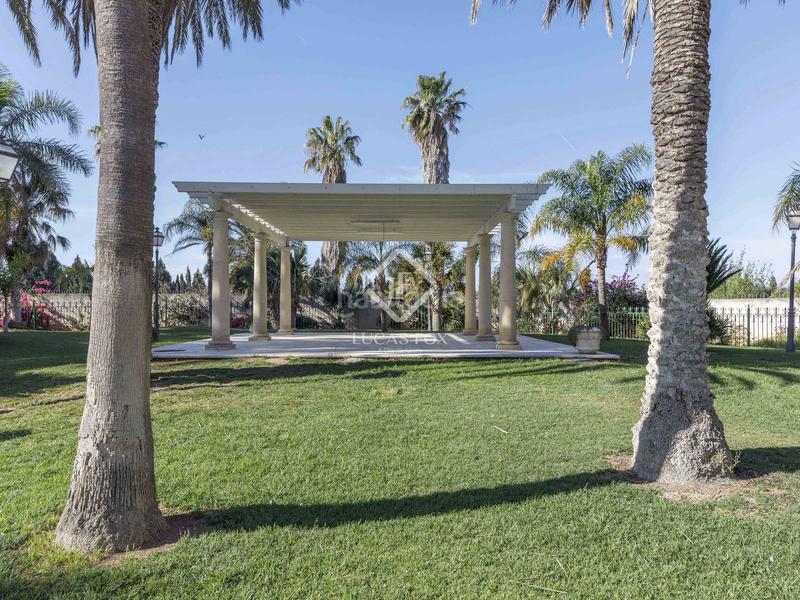 Foto 1f80d4d3-439b-49fc-82ce-e80474b2c5e8. Chalet con riscaldamento parcheggio piscina in Gallipont Pobla de Vallbona (la)