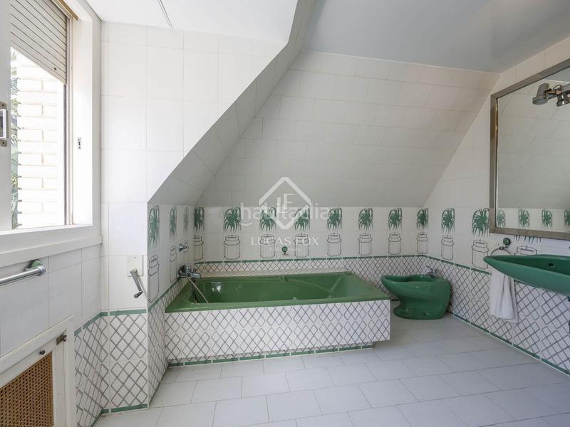 Foto 2748e205-f65a-475f-b13d-812b6a2b3044. Chalet con riscaldamento parcheggio piscina in Gallipont Pobla de Vallbona (la)