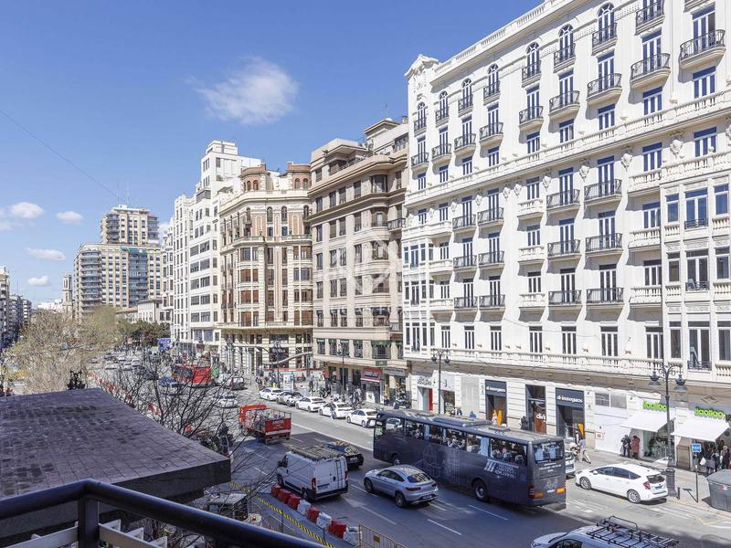 Foto 1369f6a7-b068-46a5-97b3-d71139ff646f. Pis a Russafa Valencia