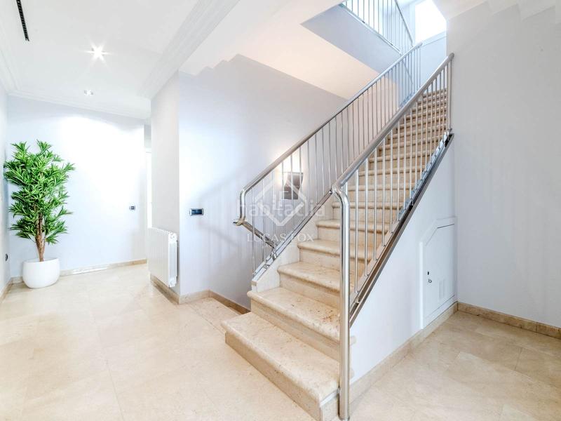 Foto 000c1370-5965-4f4d-9597-db6d818a3559. Chalet con riscaldamento parcheggio piscina in les botigues de Sitges Sitges