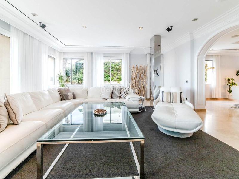 Foto 081b3b58-fc17-4066-9137-022e6671c085. Chalet con riscaldamento parcheggio piscina in les botigues de Sitges Sitges