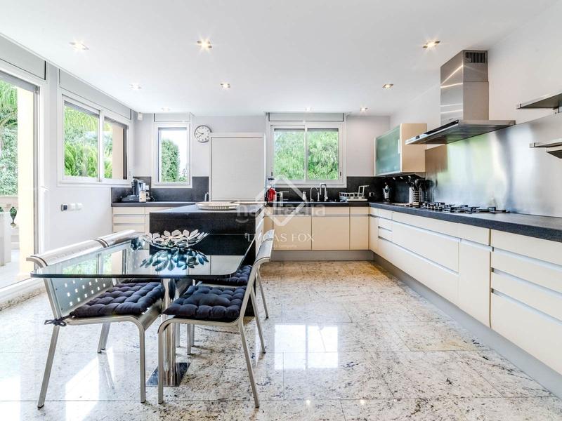 Foto 43ea107d-a379-440b-81ff-64fce717f504. Chalet con riscaldamento parcheggio piscina in les botigues de Sitges Sitges