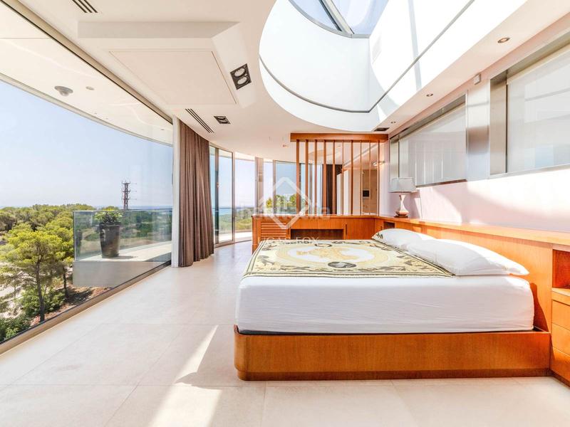 Foto 1d69c3ff-aa68-4b9a-96f8-f497f44e0fc3. Chalet avec chauffage parking piscine dans Can Girona - Terramar - Vinyet Sitges