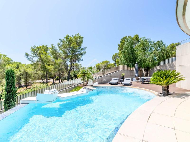 Foto 609fe01e-6ef3-4b0e-b62c-ef8910cc3b09. Chalet avec chauffage parking piscine dans Can Girona - Terramar - Vinyet Sitges