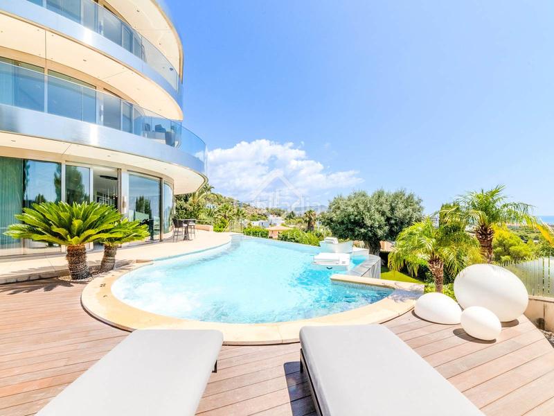 Foto cfce1f97-88a5-4a31-afba-11ef15753eb9. Chalet avec chauffage parking piscine dans Can Girona - Terramar - Vinyet Sitges