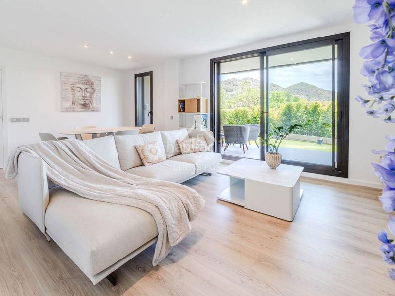 Foto 679ab5f5-045c-4537-b42a-828f4cba2949. Appartement avec chauffage parking piscine dans Aiguadolç - Sant Sebastià Sitges