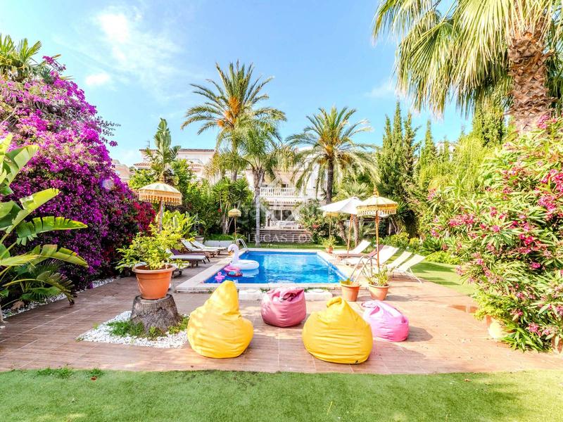 Foto 35ae4f7d-6952-40c1-b249-137cbc896bf3. Xalet amb calefacció a Levantina - Montgavina - Quintmar Sitges