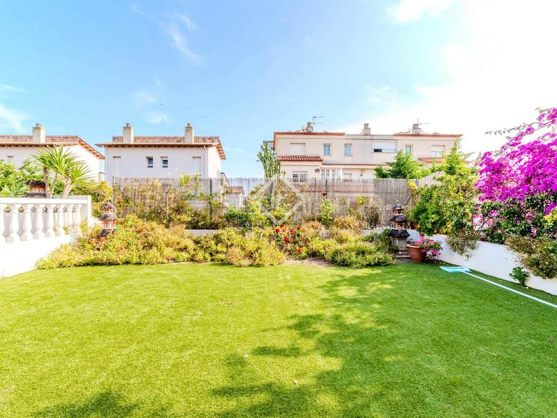 Foto 6c2d80dd-3636-47ca-b55b-fea9018472ab. Xalet amb calefacció a Levantina - Montgavina - Quintmar Sitges