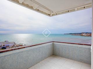Àtic a Aiguadolç - Sant Sebastià. Ático de 2 dormitorios con 7m terraza en venta en sitges town, b