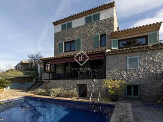 Xalet a Centre. Bonita casa de campo en venta en sant pere de ribes, cerca de si