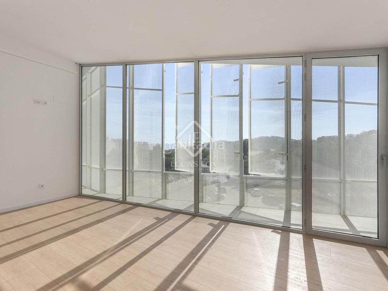 Foto 9ca93252-1ef5-4abb-a933-4169bb106d77. Chalet con parcheggio piscina in Can Girona - Terramar - Vinyet Sitges