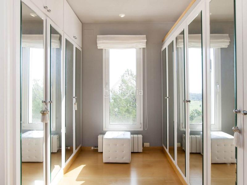 Foto 30c8d8e8-7cc8-4943-9510-82a8b82cb317. Chalet con riscaldamento parcheggio piscina in Can Girona - Terramar - Vinyet Sitges