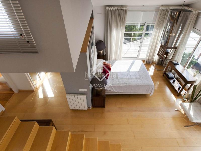 Foto f1d078f3-1bf9-418e-b7f1-689979f0e512. Chalet con riscaldamento parcheggio piscina in Can Girona - Terramar - Vinyet Sitges