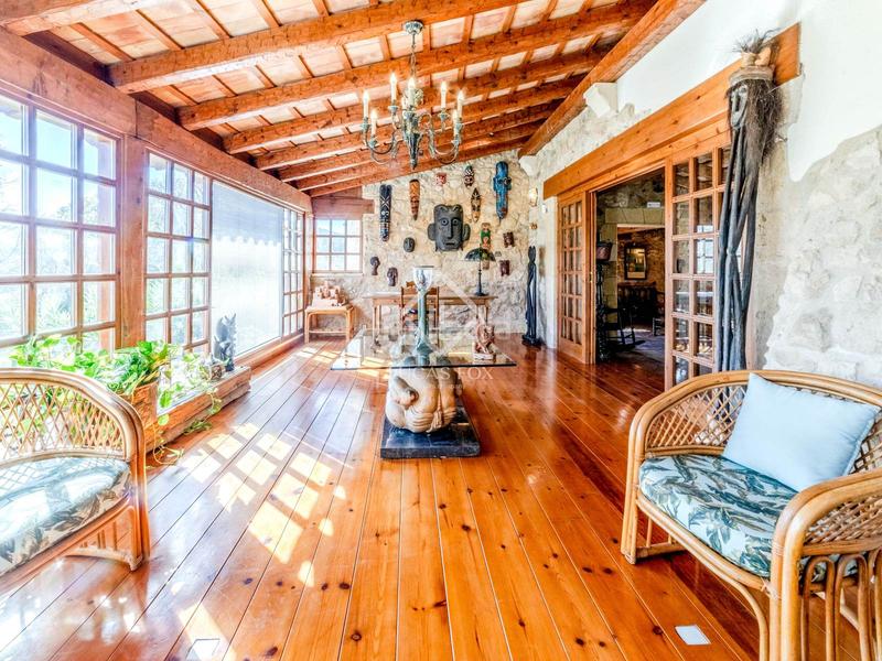 Foto 1d20ea4e-eb31-402f-b09d-cc267d2c856e. Casale con parcheggio piscina in Castellet i la Gornal