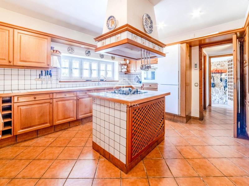 Foto 5e48cdda-9d83-4e27-9d5e-4a1a18c39deb. Casale con parcheggio piscina in Castellet i la Gornal