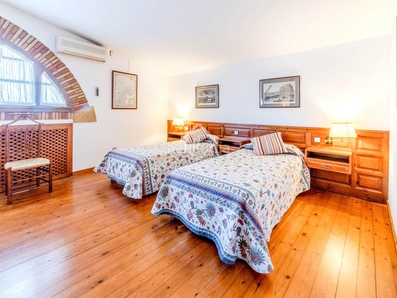 Foto 64a6bdb1-661a-4566-a168-3f7783849ad8. Casale con parcheggio piscina in Castellet i la Gornal