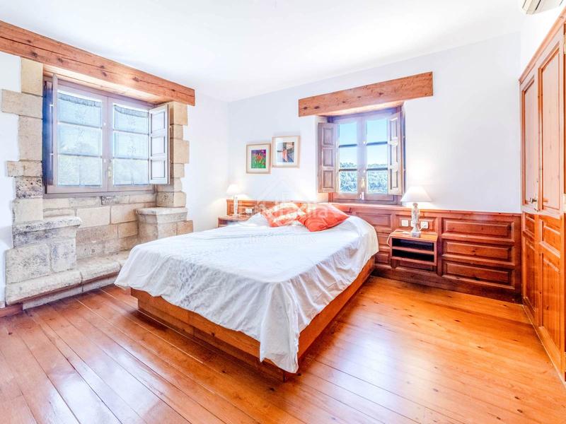 Foto 8b6c2f29-d07a-4d51-87e1-874002dabd1e. Casale con parcheggio piscina in Castellet i la Gornal