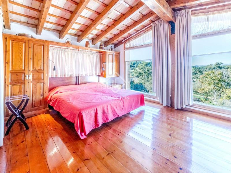 Foto c2c9cdef-5e28-4c30-84d8-6501251be709. Casale con parcheggio piscina in Castellet i la Gornal